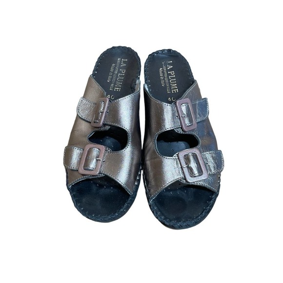 La Plume Women's black sandal size 40. Comes w/box - Picture 2 of 4